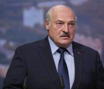 Belarusun avtokratik lideri Aleksandr Lukaşenko 2025-ci ildə
keçiriləcək prezident seçkilərində də namizədliyini irəli
sürəcəyini açıqlayıb.
